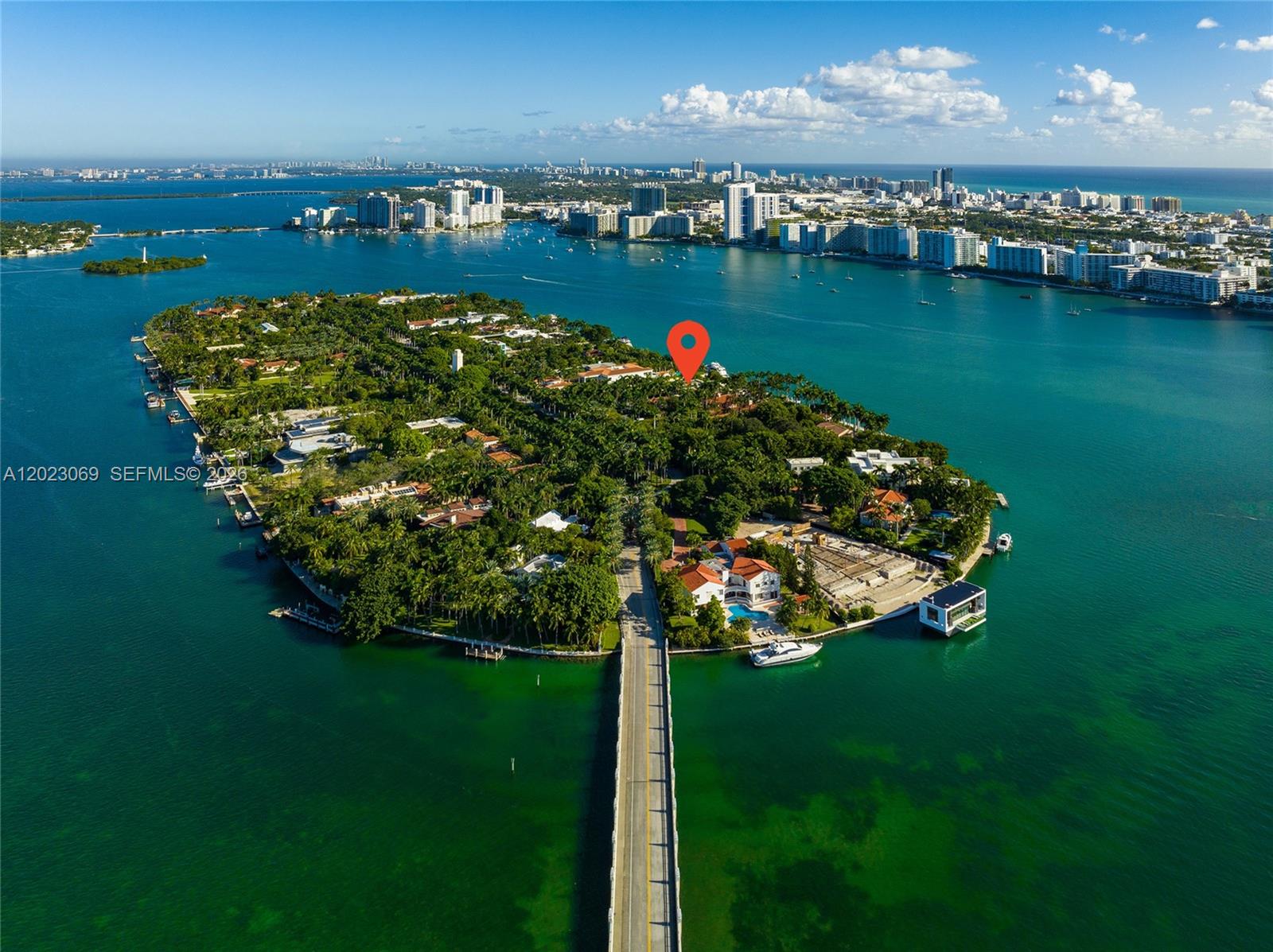 STAR ISLAND - Land
