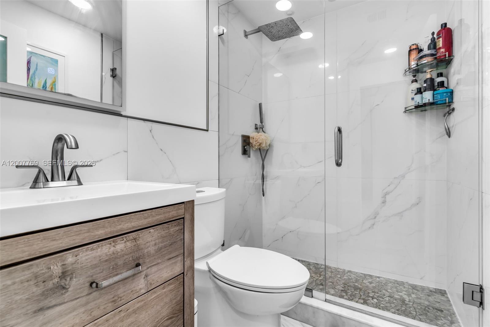 WESTWOOD LAKE - Residential