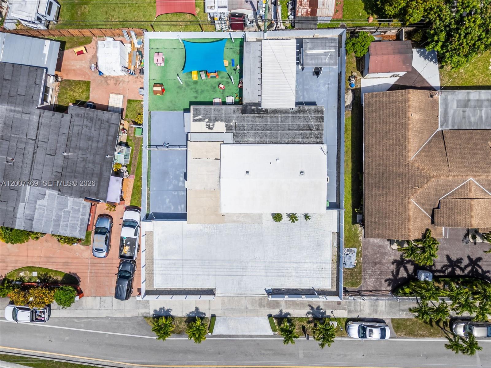 WESTWOOD LAKE - Residential