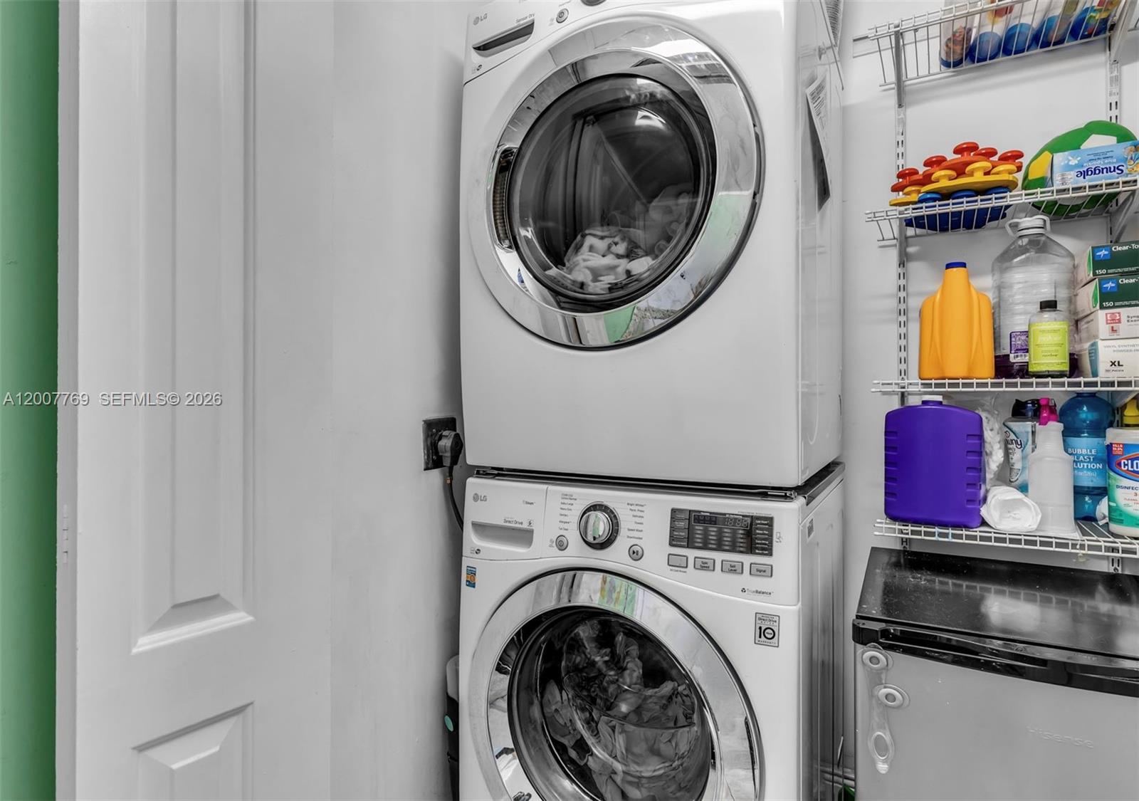 WESTWOOD LAKE - Residential