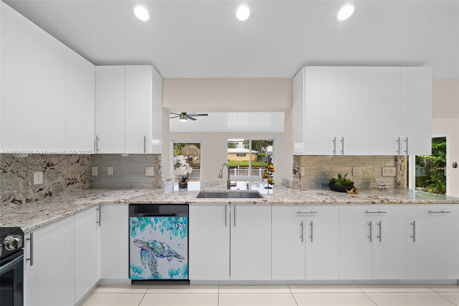 CORAL RIDGE ISLES - Residential Lease