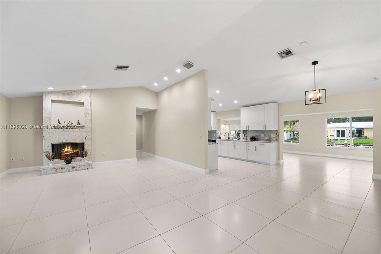 CORAL RIDGE ISLES - Residential Lease