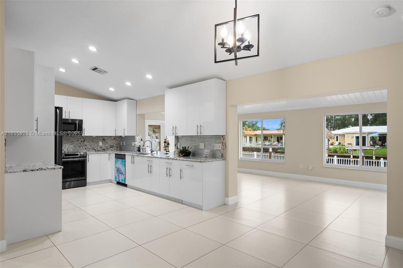CORAL RIDGE ISLES - Residential Lease