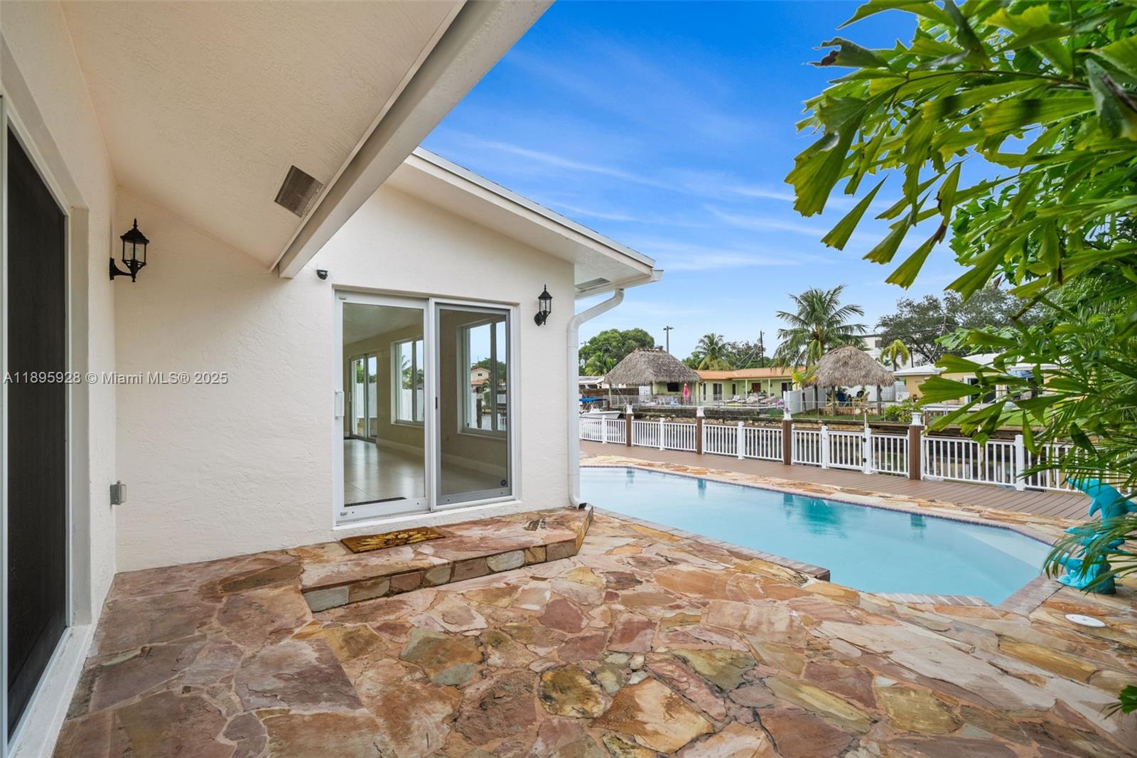 CORAL RIDGE ISLES - Residential Lease