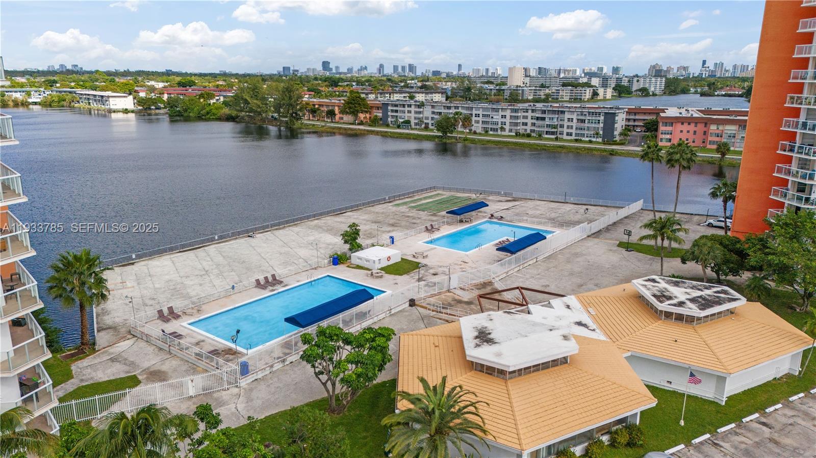 BUCKLEY TOWERS CONDO - EA - Residential