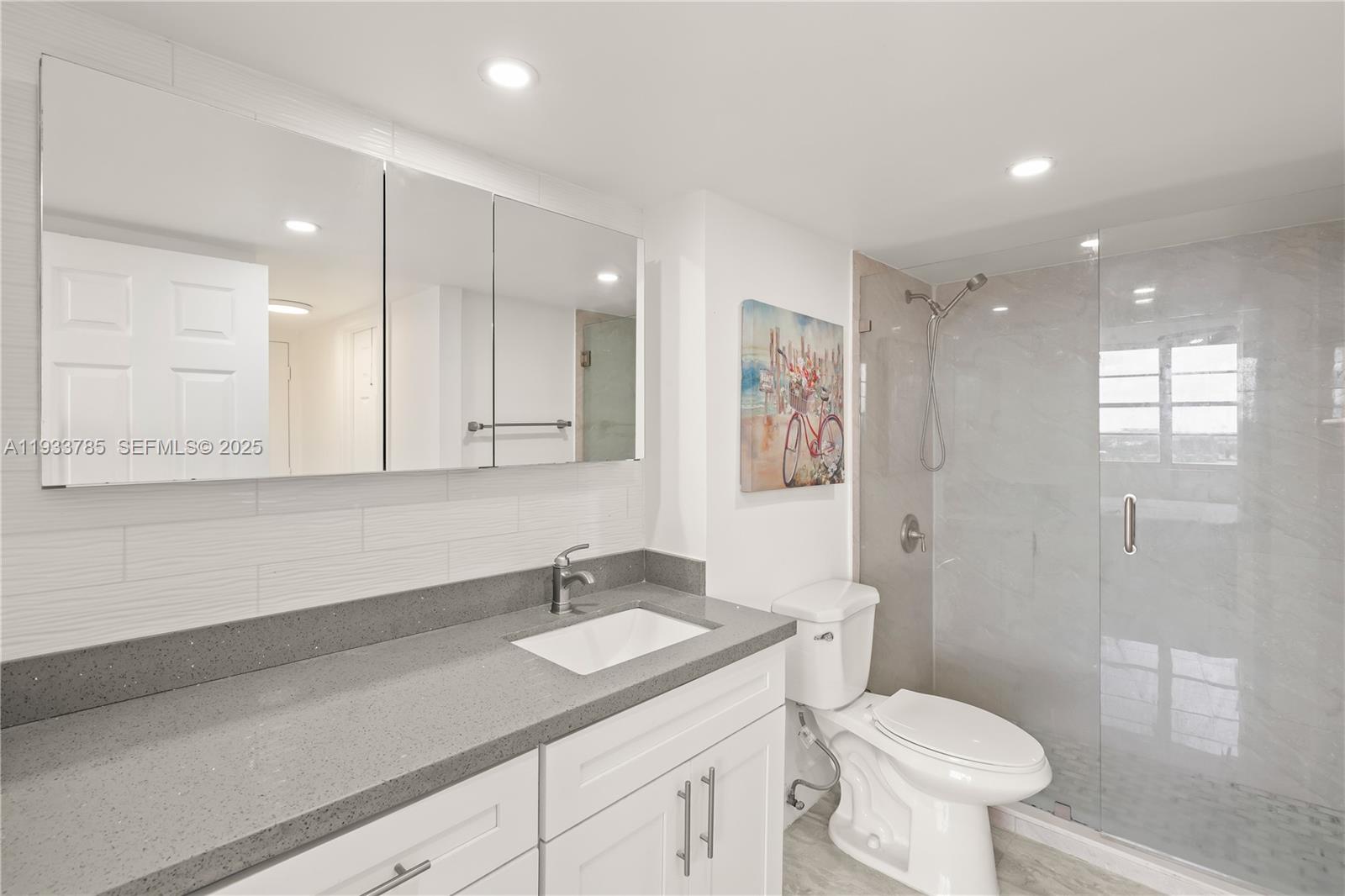 BUCKLEY TOWERS CONDO - EA - Residential