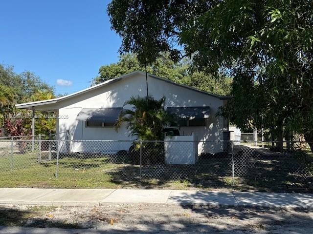 CORAL HEIGHTS - Residential Income