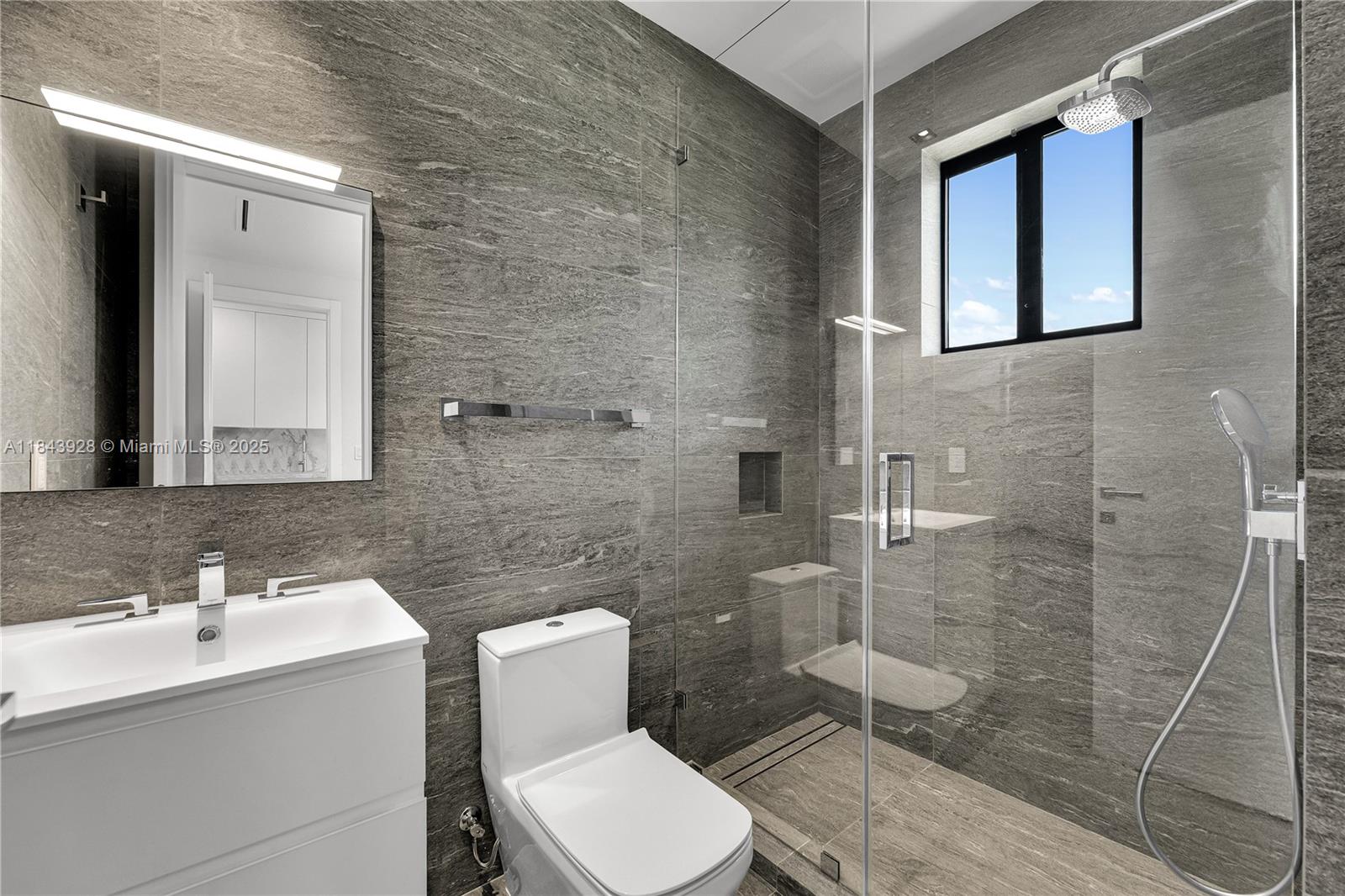 GOLDEN BEACH SEC A - Residential