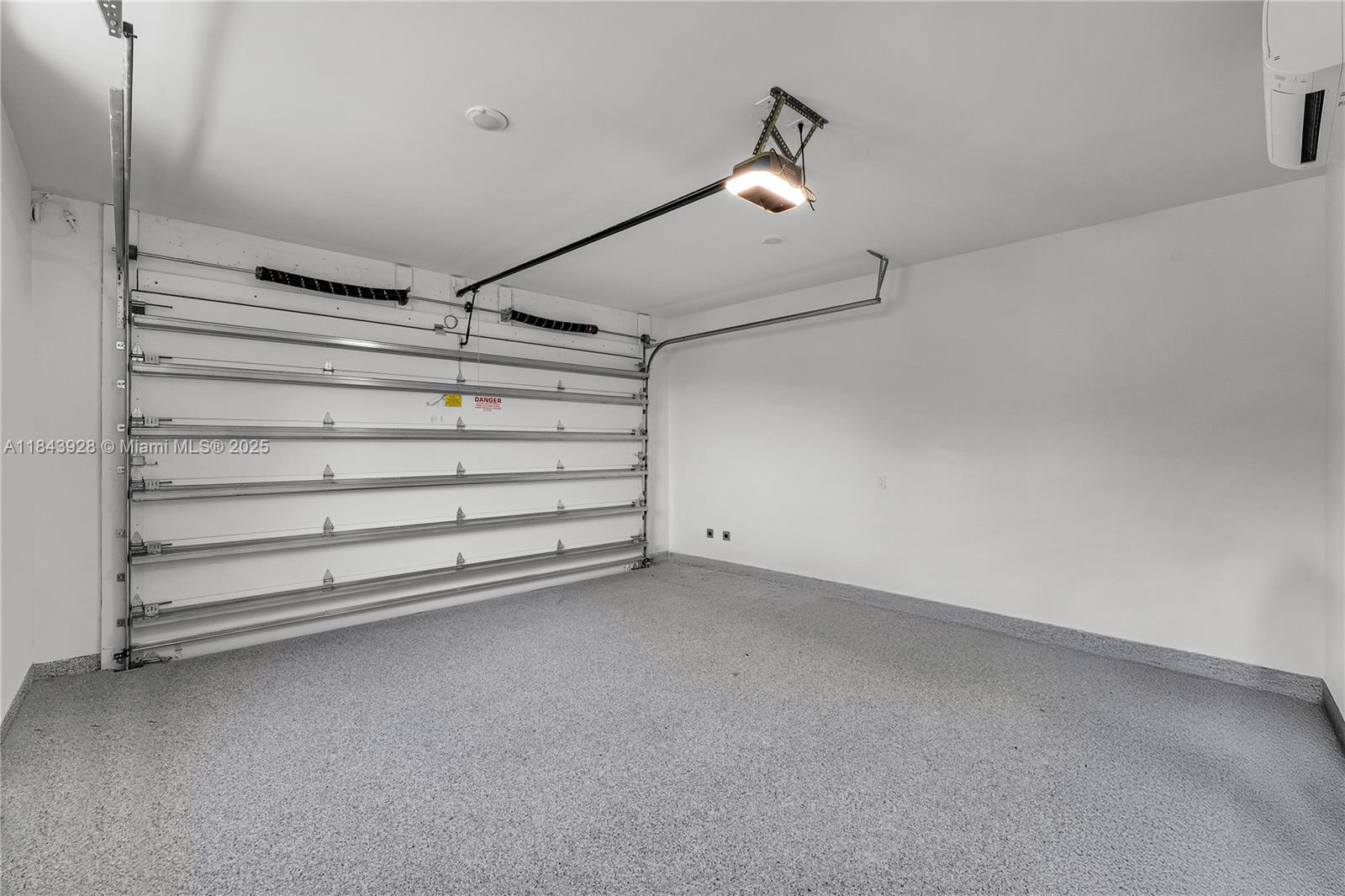 GOLDEN BEACH SEC A - Residential