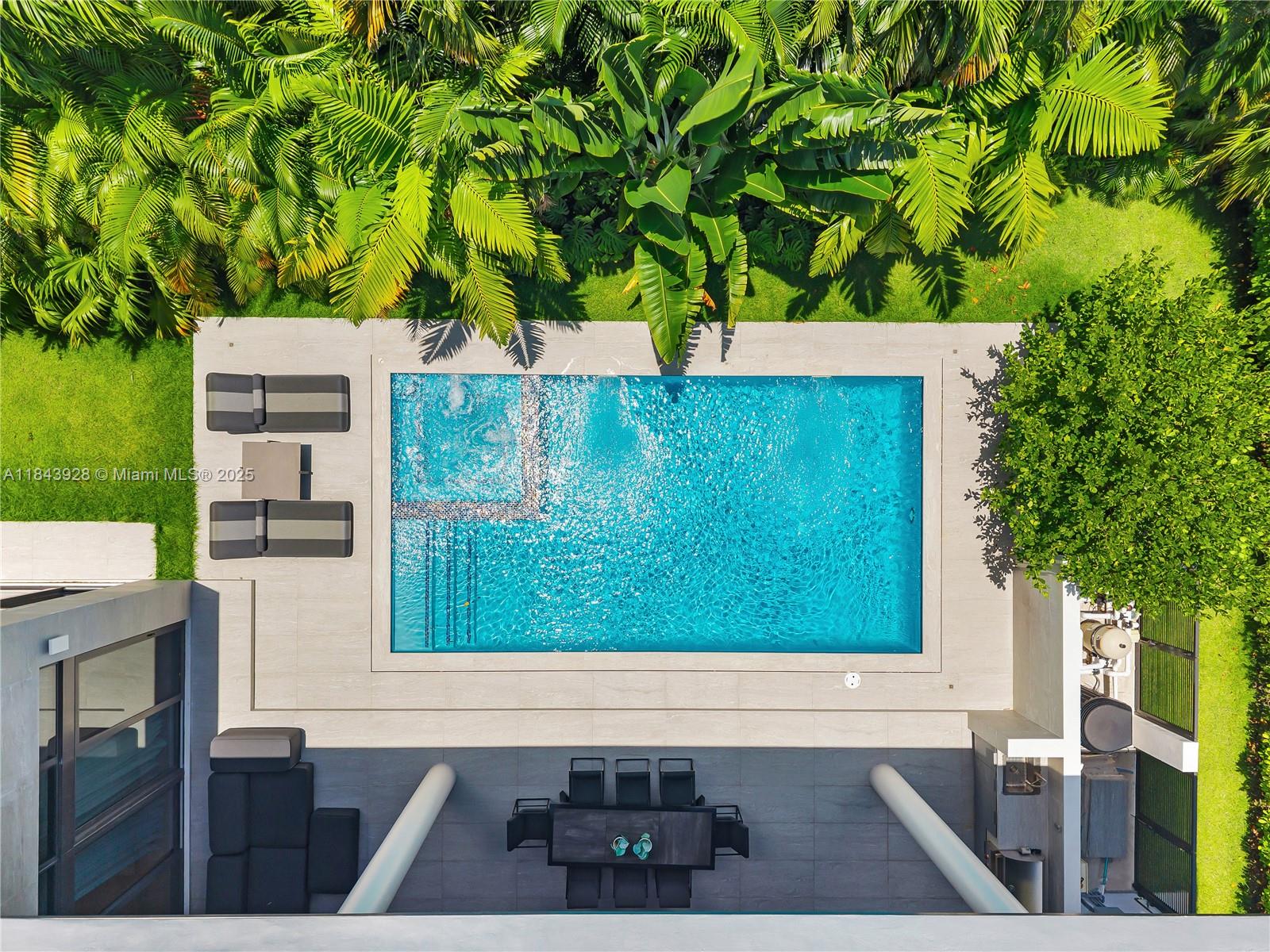 GOLDEN BEACH SEC A - Residential