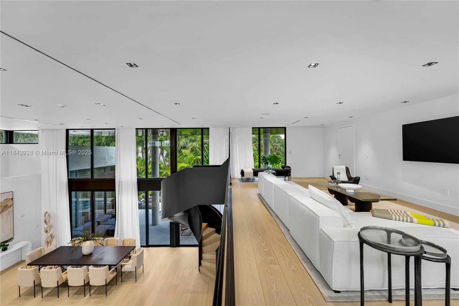 GOLDEN BEACH SEC A - Residential