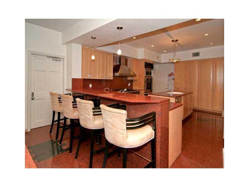 BAY HARBOR ISLAND - Residential