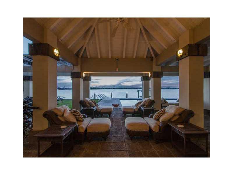 BAY HARBOR ISLAND - Residential