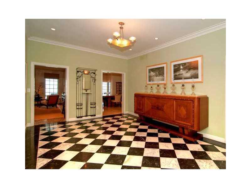 BAY HARBOR ISLAND - Residential