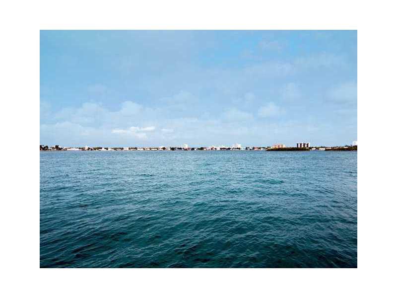 BAY HARBOR ISLAND - Residential