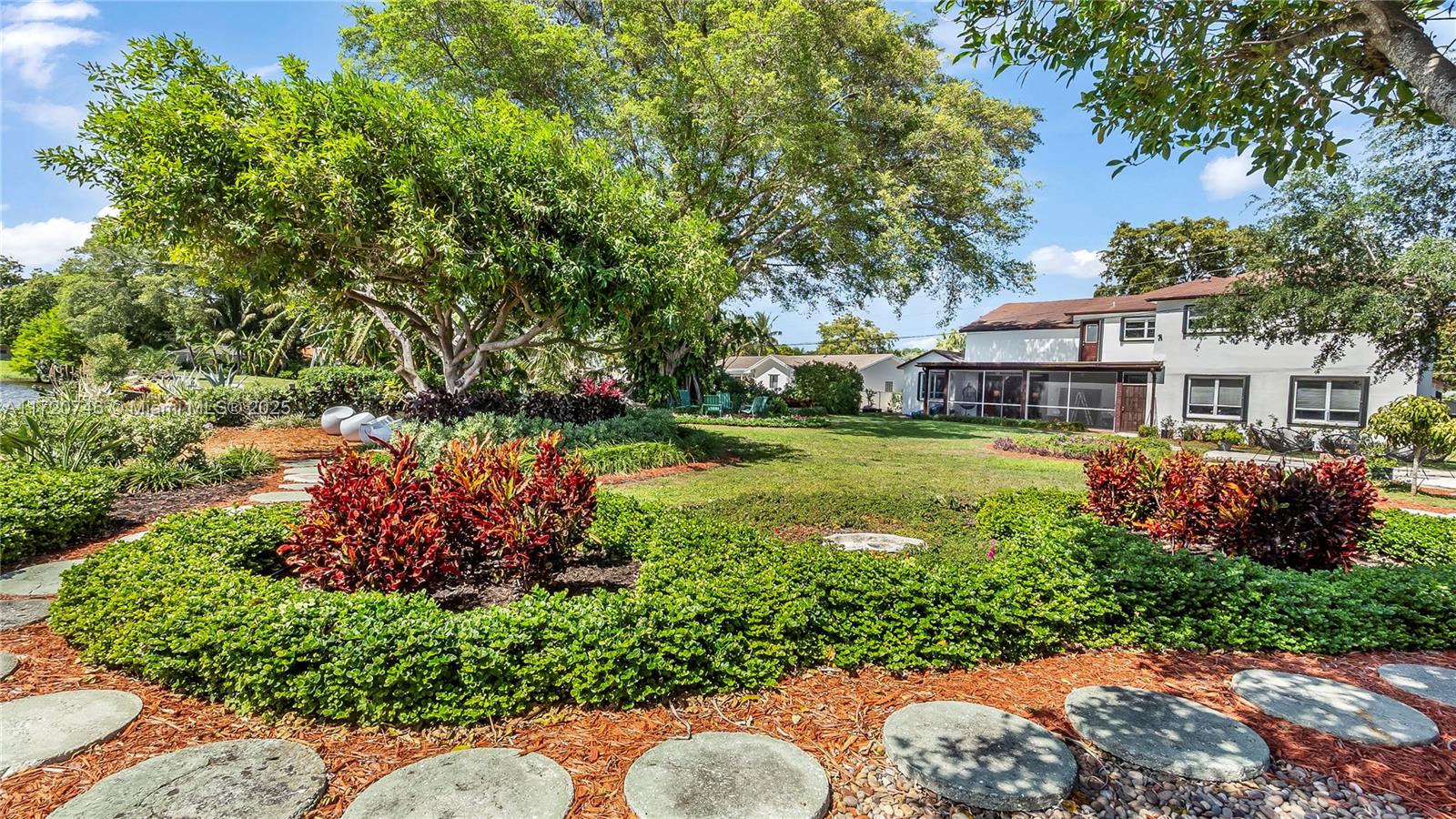 WESTFIELD AT WPB - Residential