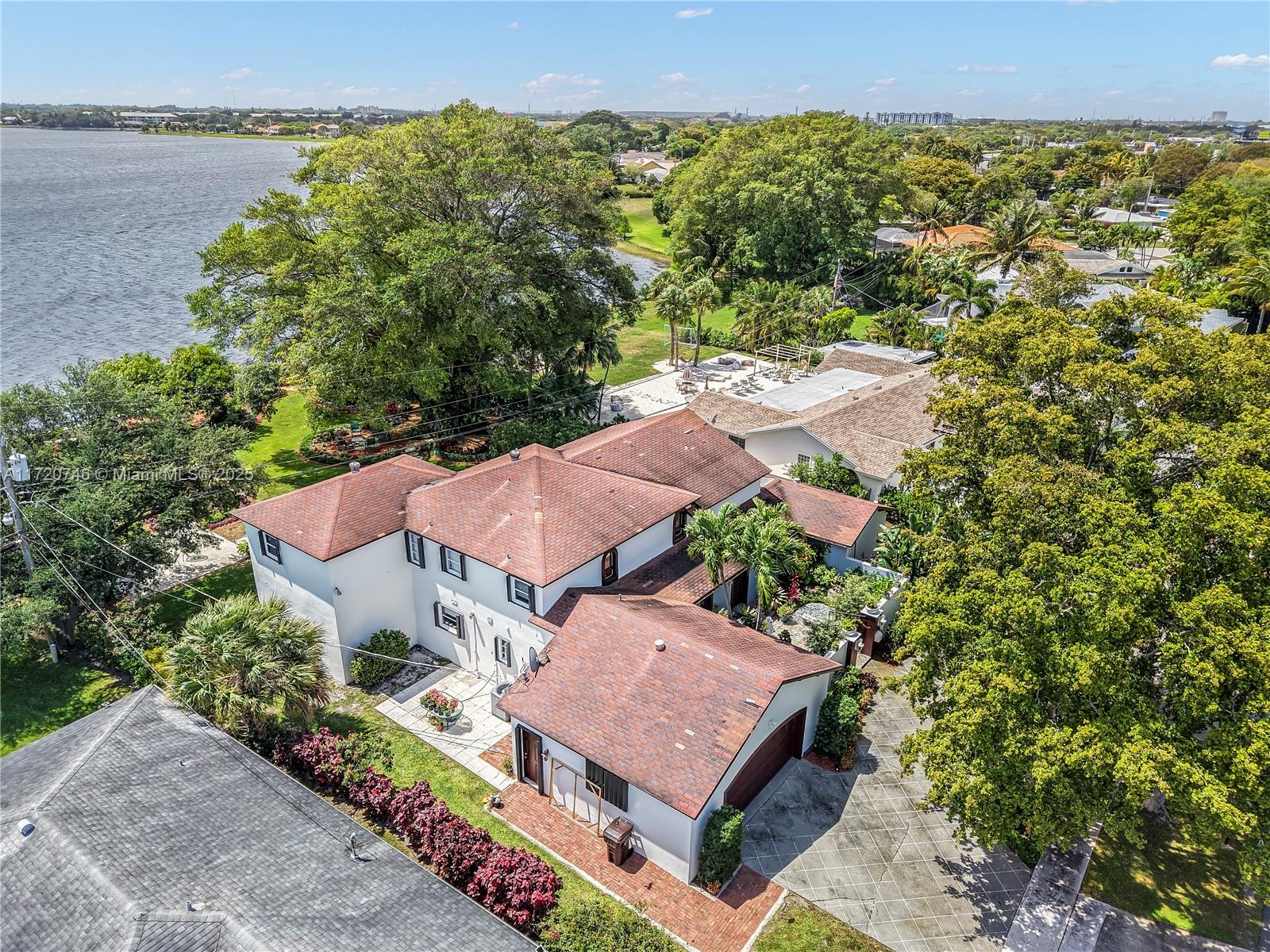 WESTFIELD AT WPB - Residential