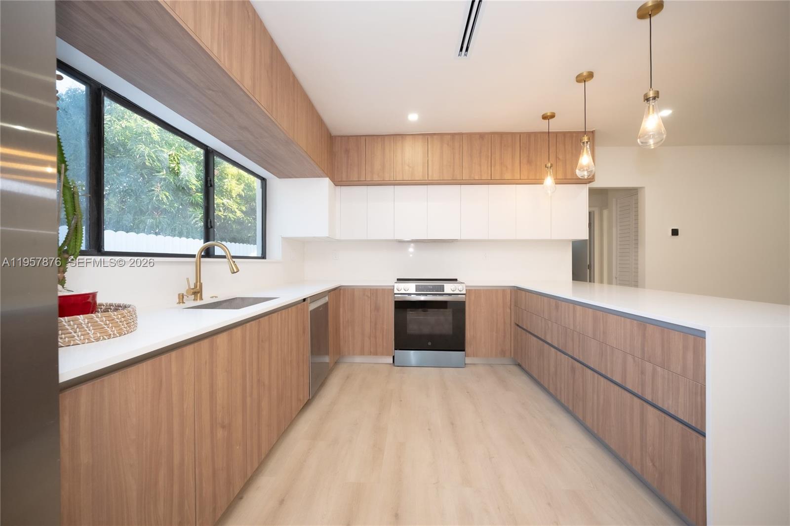 BREEZESWEPT HEIGHTS - Residential