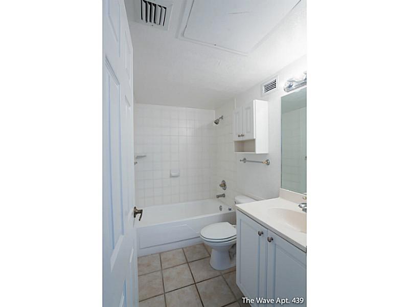 THE WAVE CONDO - Residential Lease