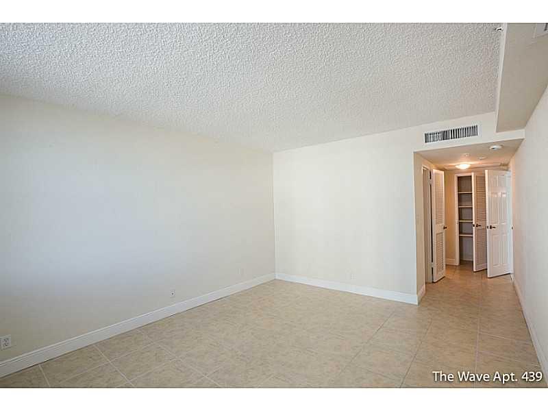 THE WAVE CONDO - Residential Lease