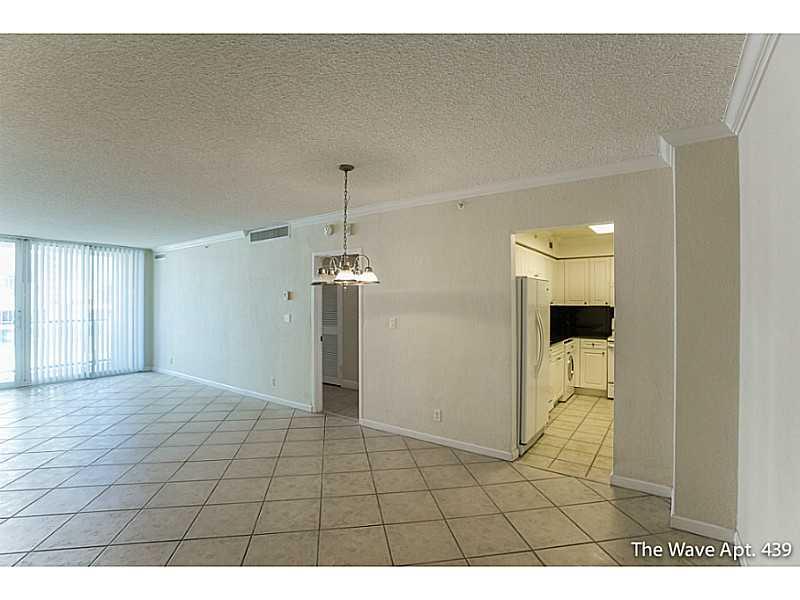 THE WAVE CONDO - Residential Lease