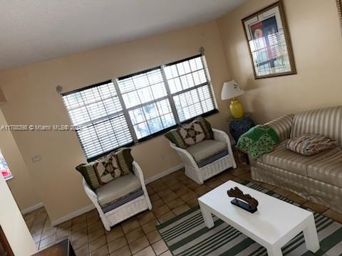 THE MANSION TOWN HOUSE CO - Residential Lease