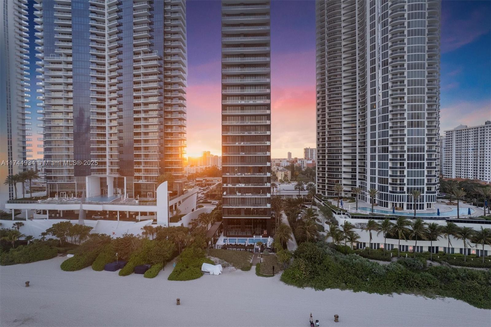 MUSE CONDO - Residential