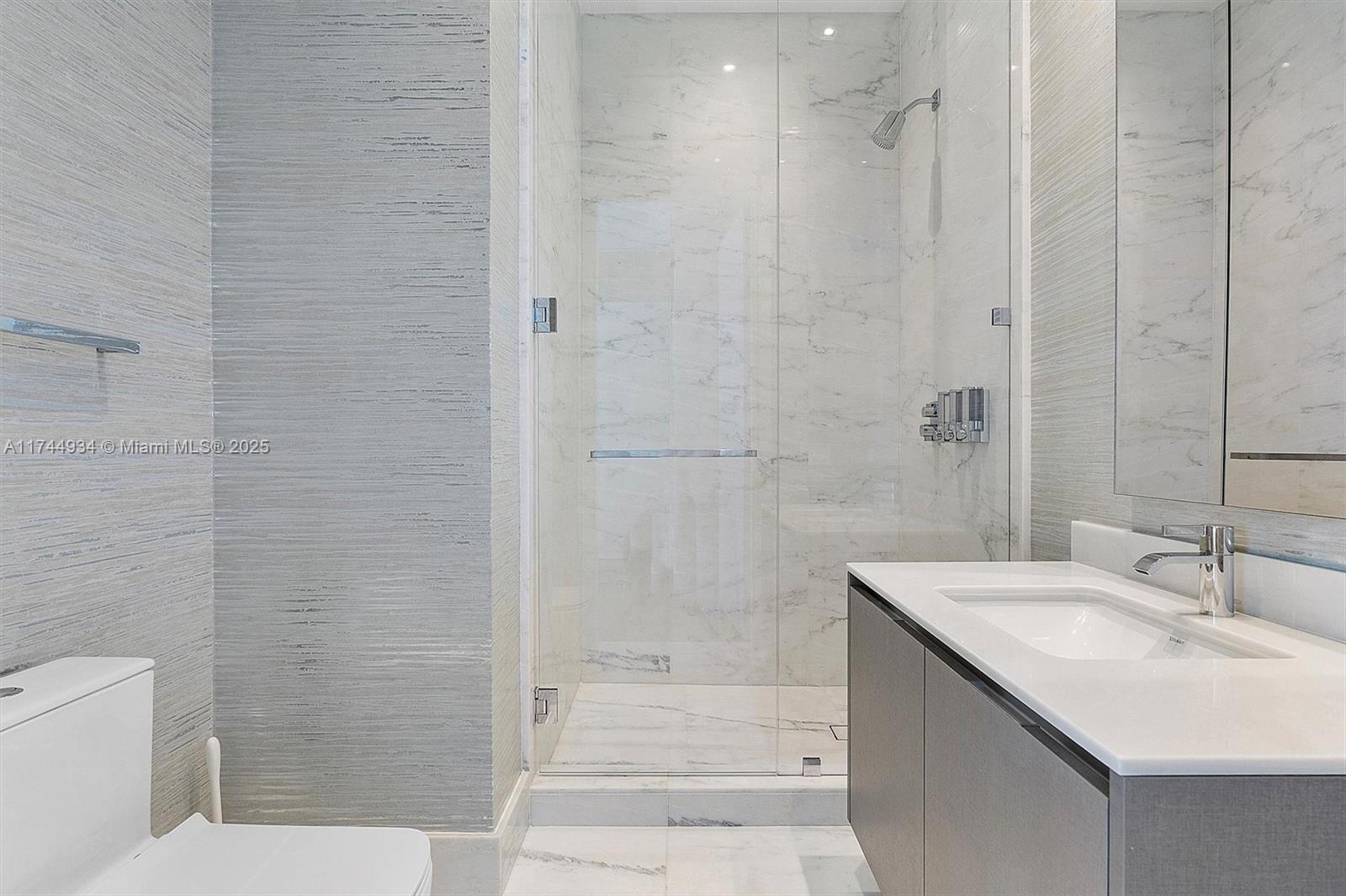 MUSE CONDO - Residential