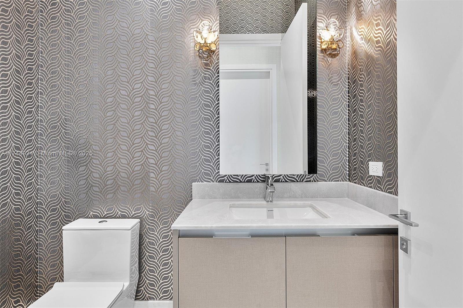 MUSE CONDO - Residential