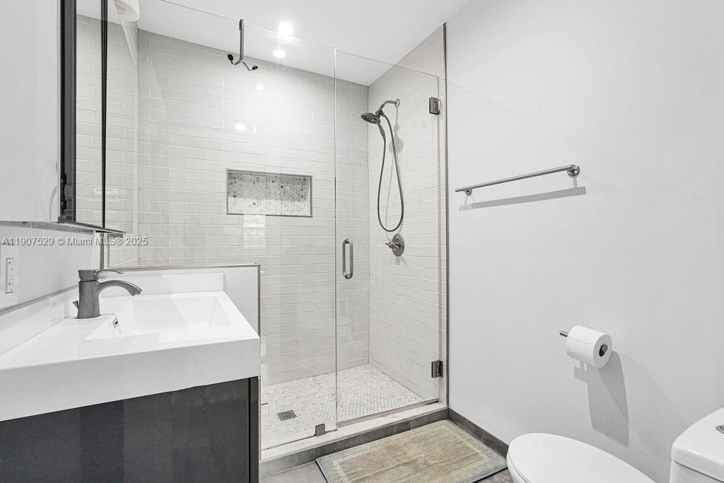 ALTA VISTA - Residential