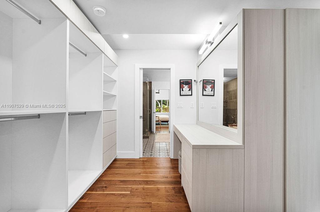 ALTA VISTA - Residential