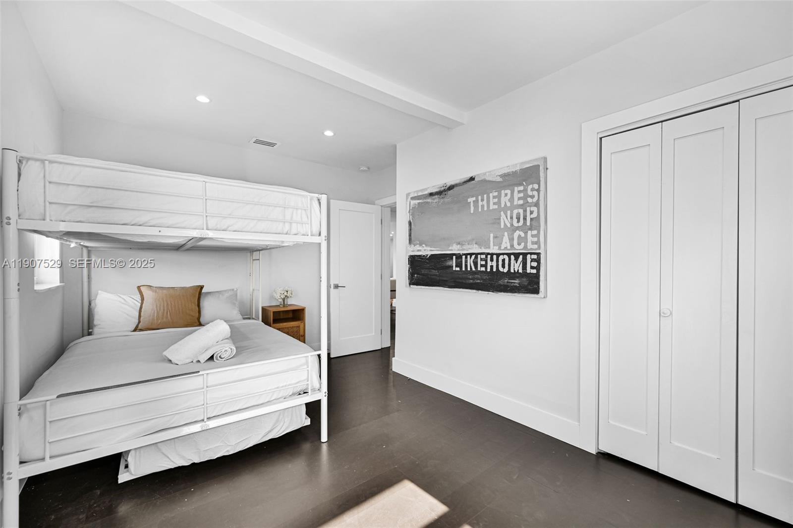 ALTA VISTA - Residential