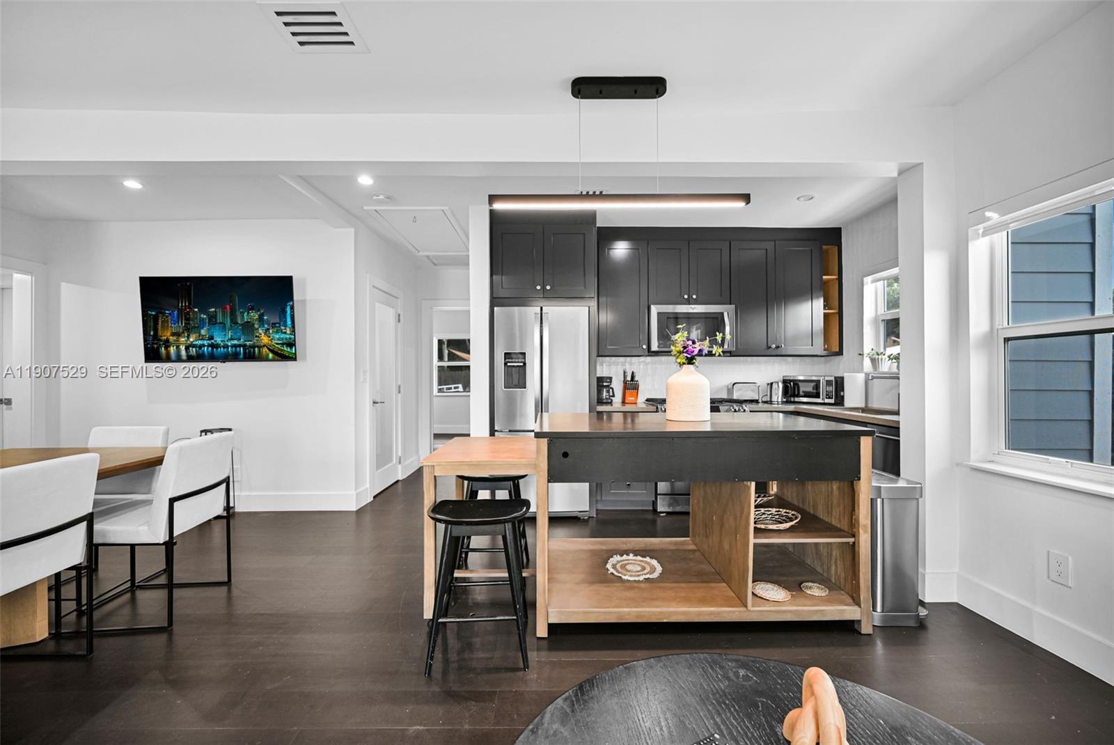 ALTA VISTA - Residential