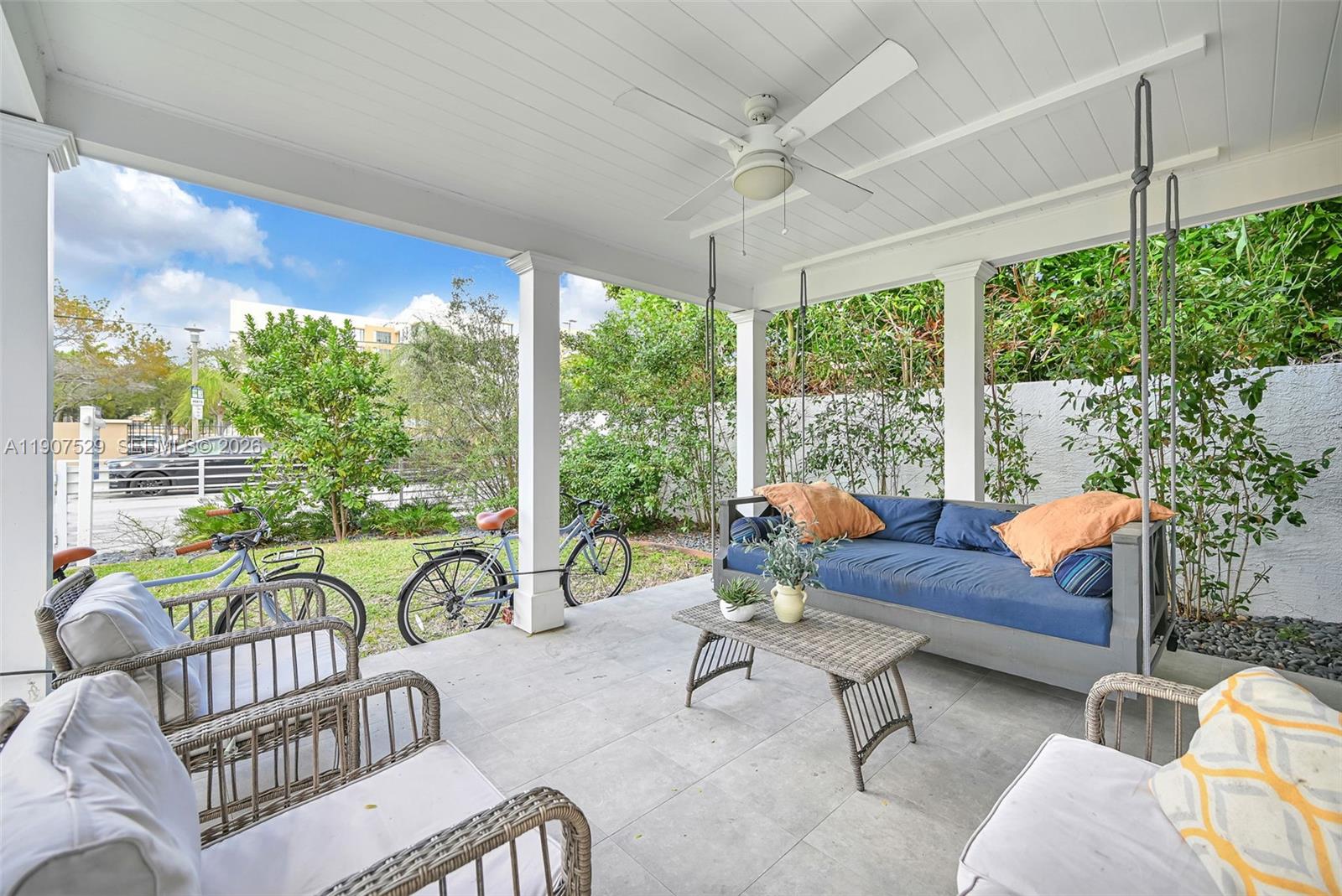 ALTA VISTA - Residential