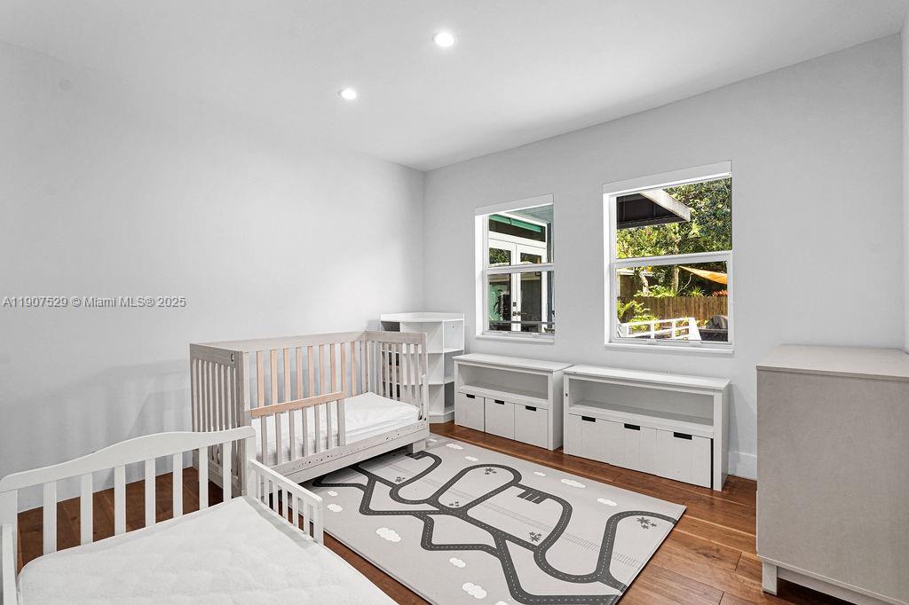 ALTA VISTA - Residential