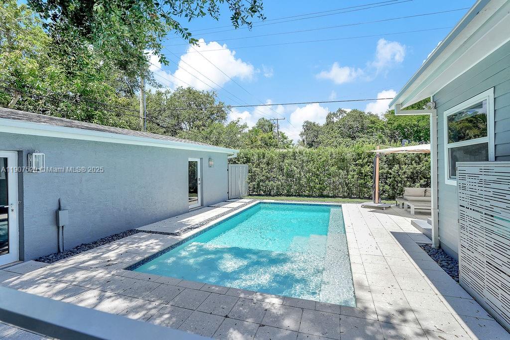 ALTA VISTA - Residential