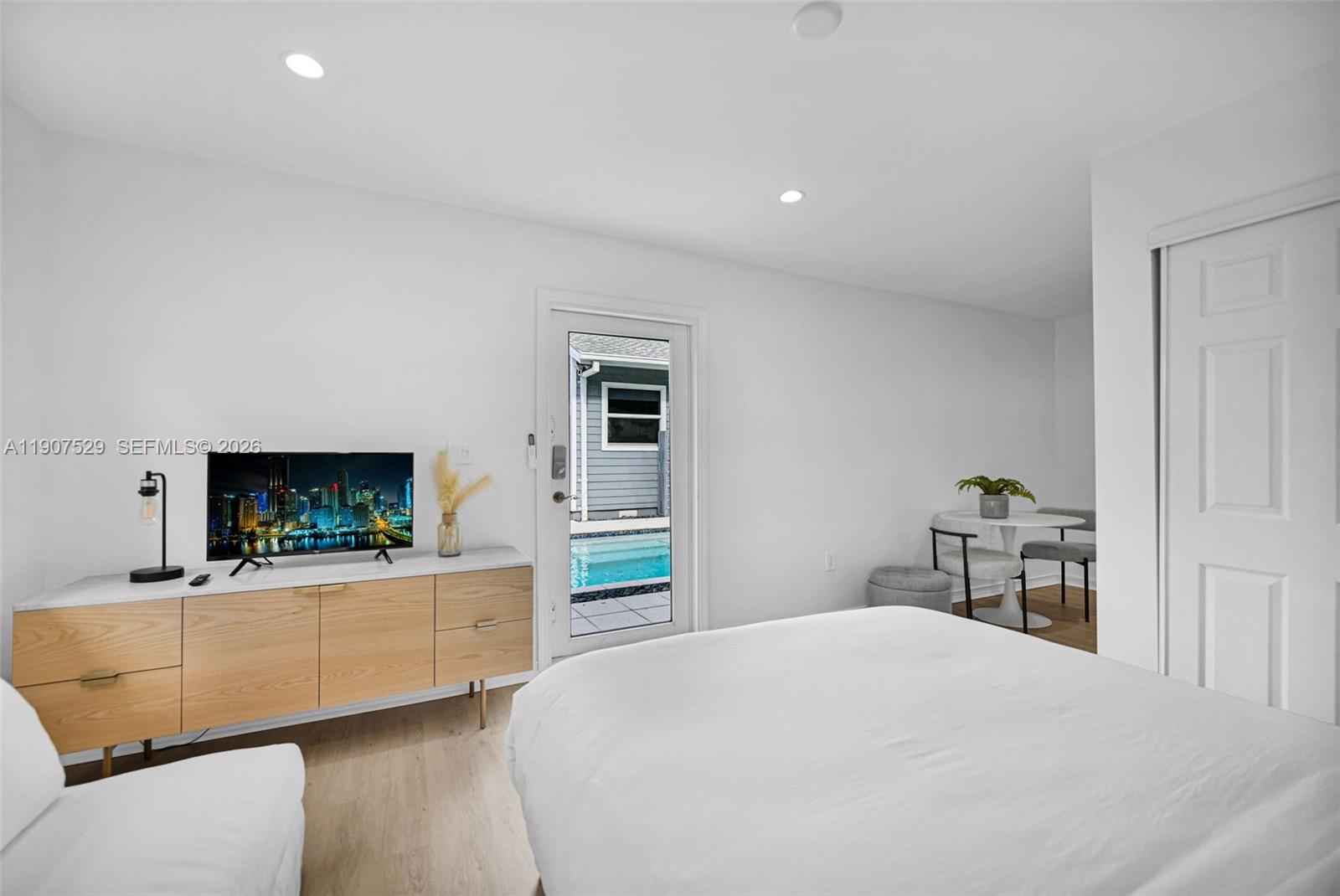 ALTA VISTA - Residential