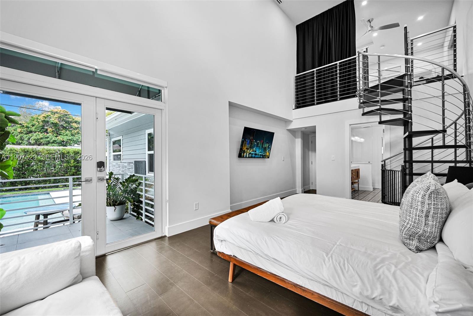 ALTA VISTA - Residential