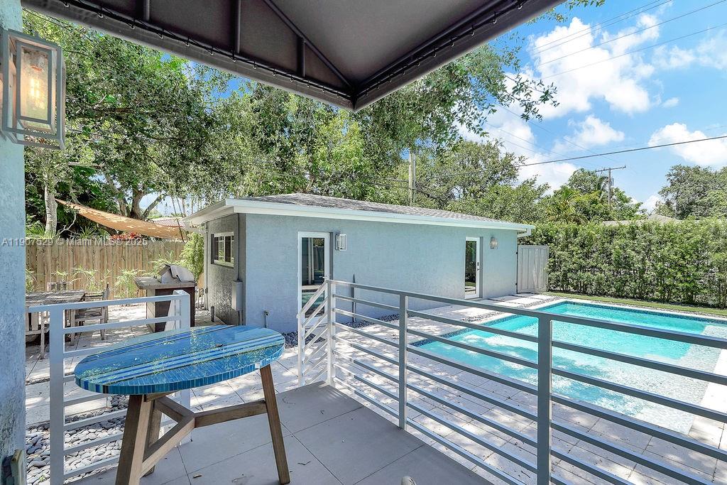 ALTA VISTA - Residential