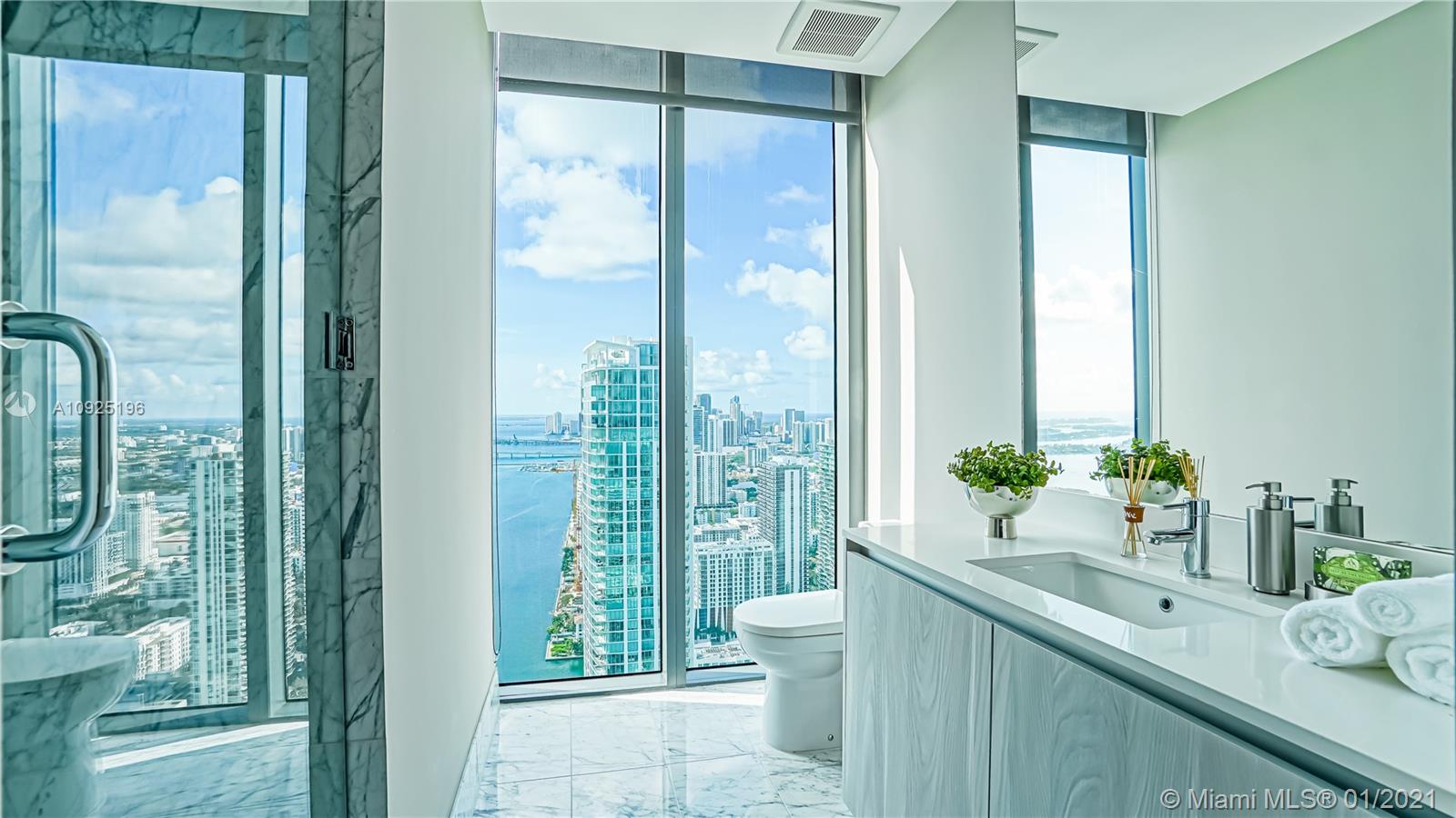 ONE PARAISO CONDO - Residential