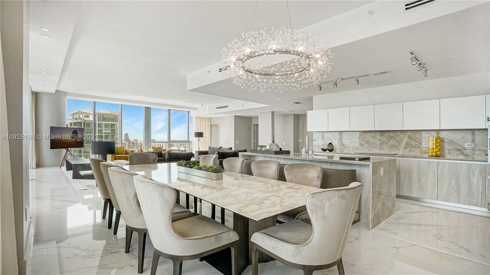 ONE PARAISO CONDO - Residential