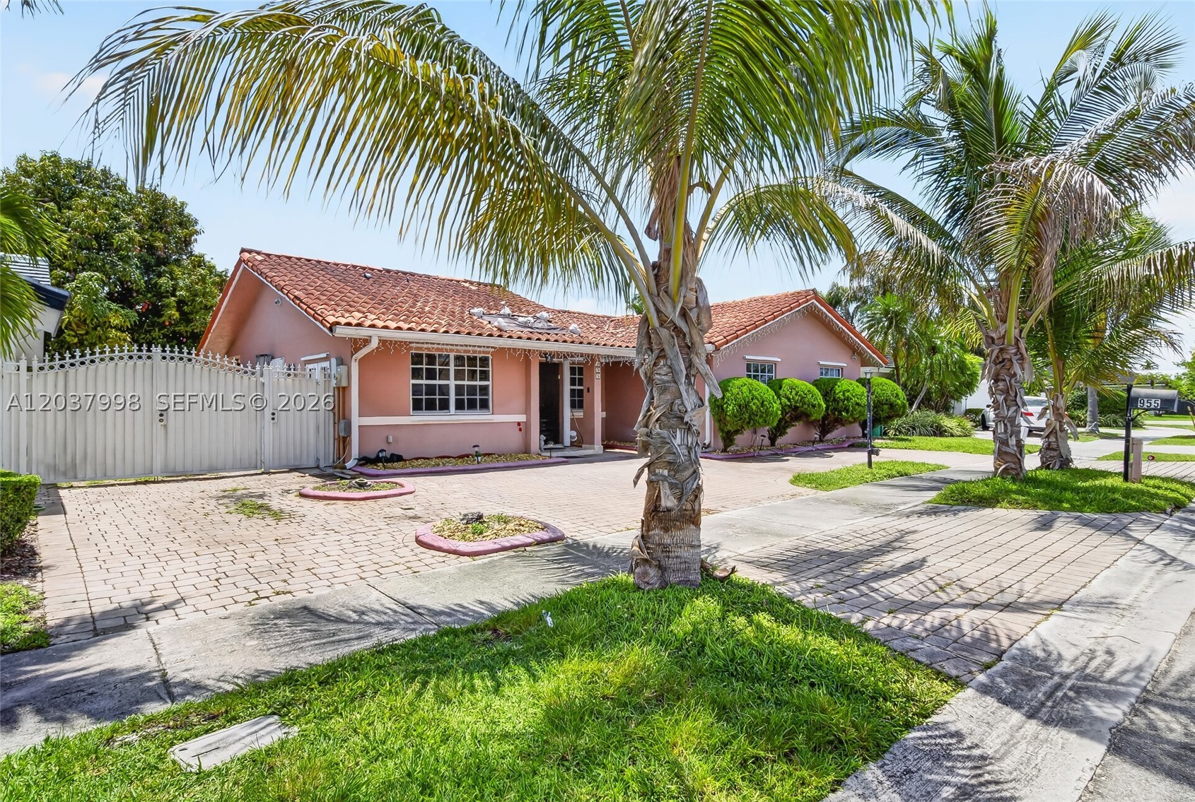 955 NW 128th Ct