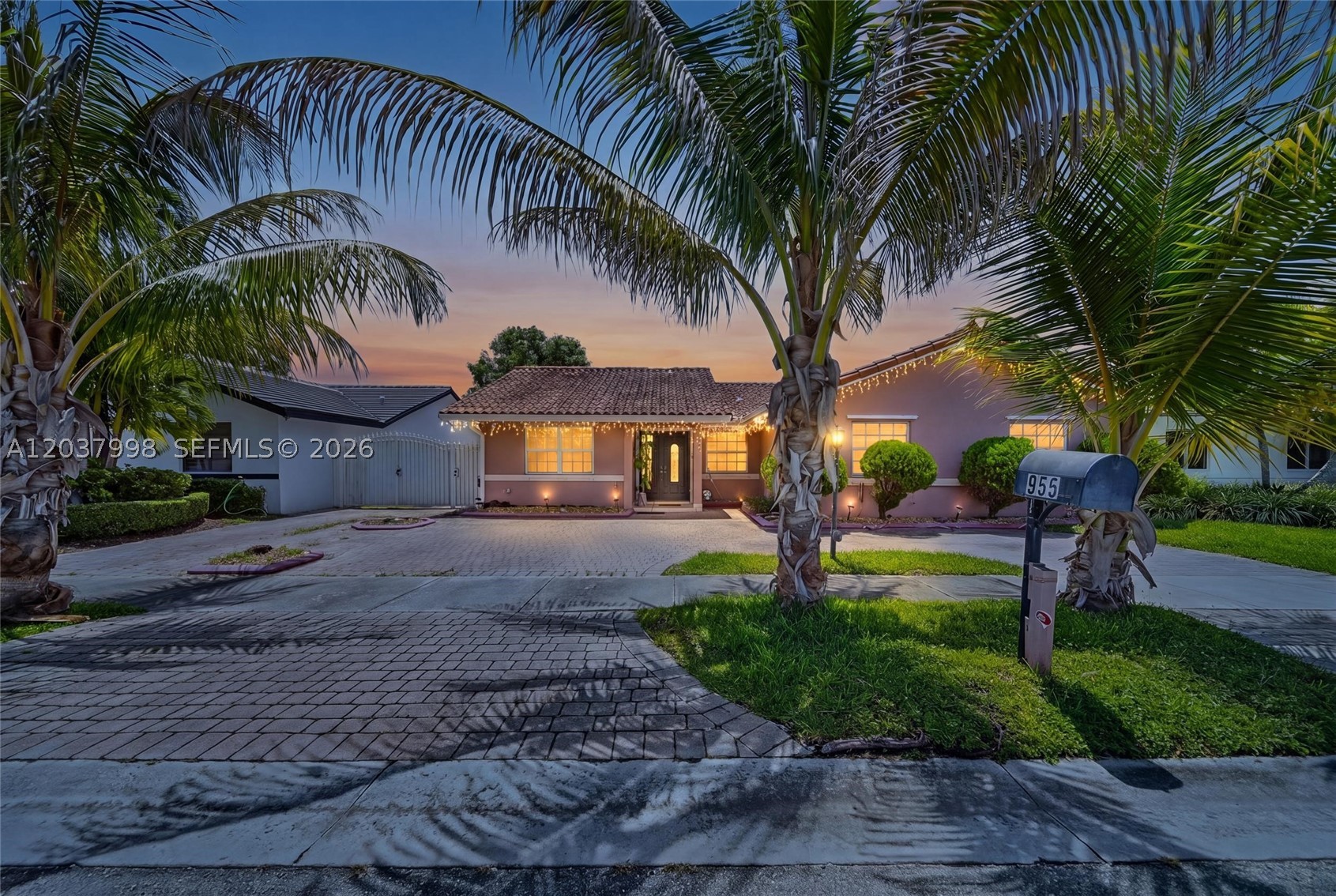 955 NW 128th Ct
