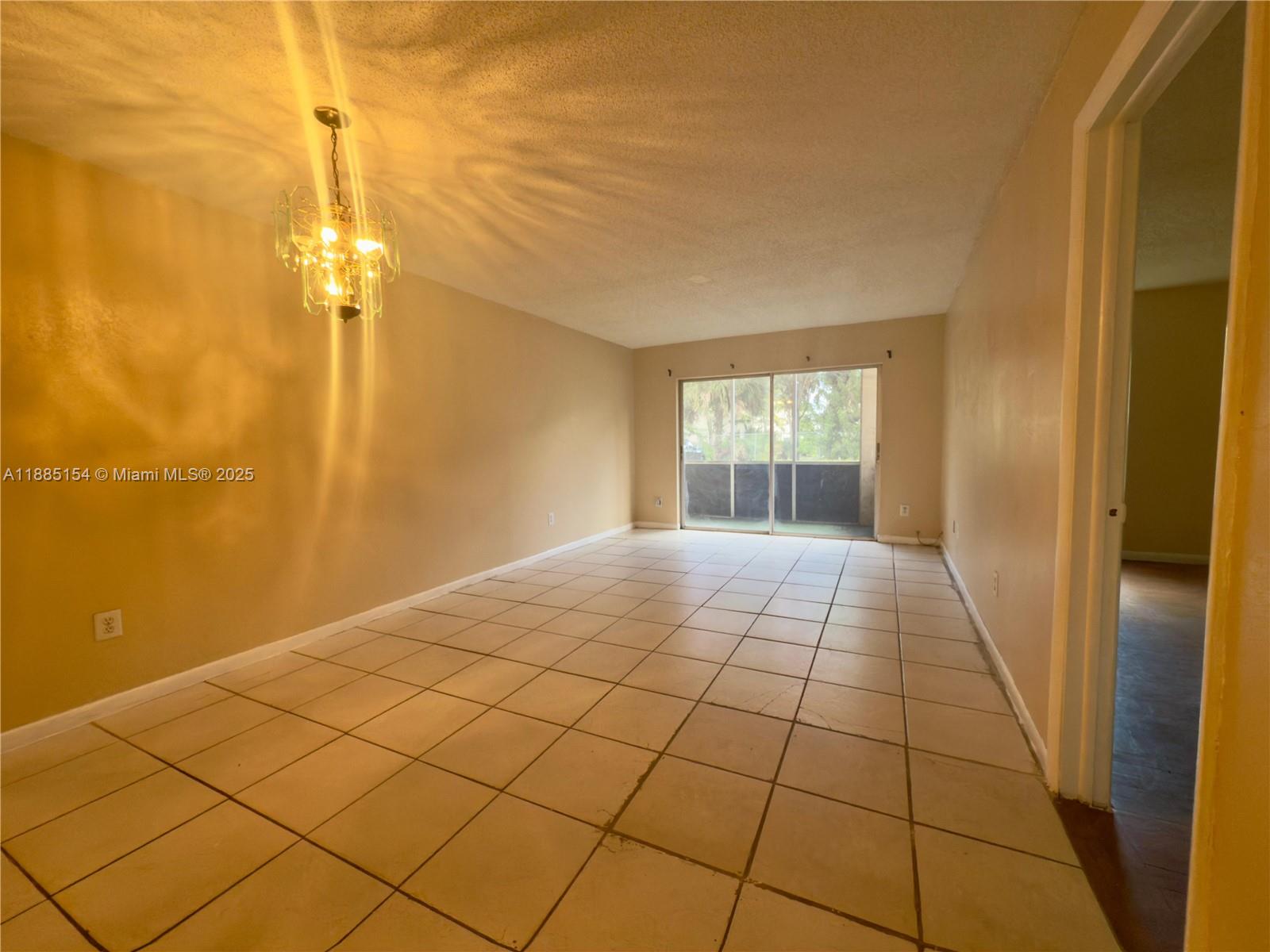 BROOKFIELD SQUARE CONDO - Residential Lease