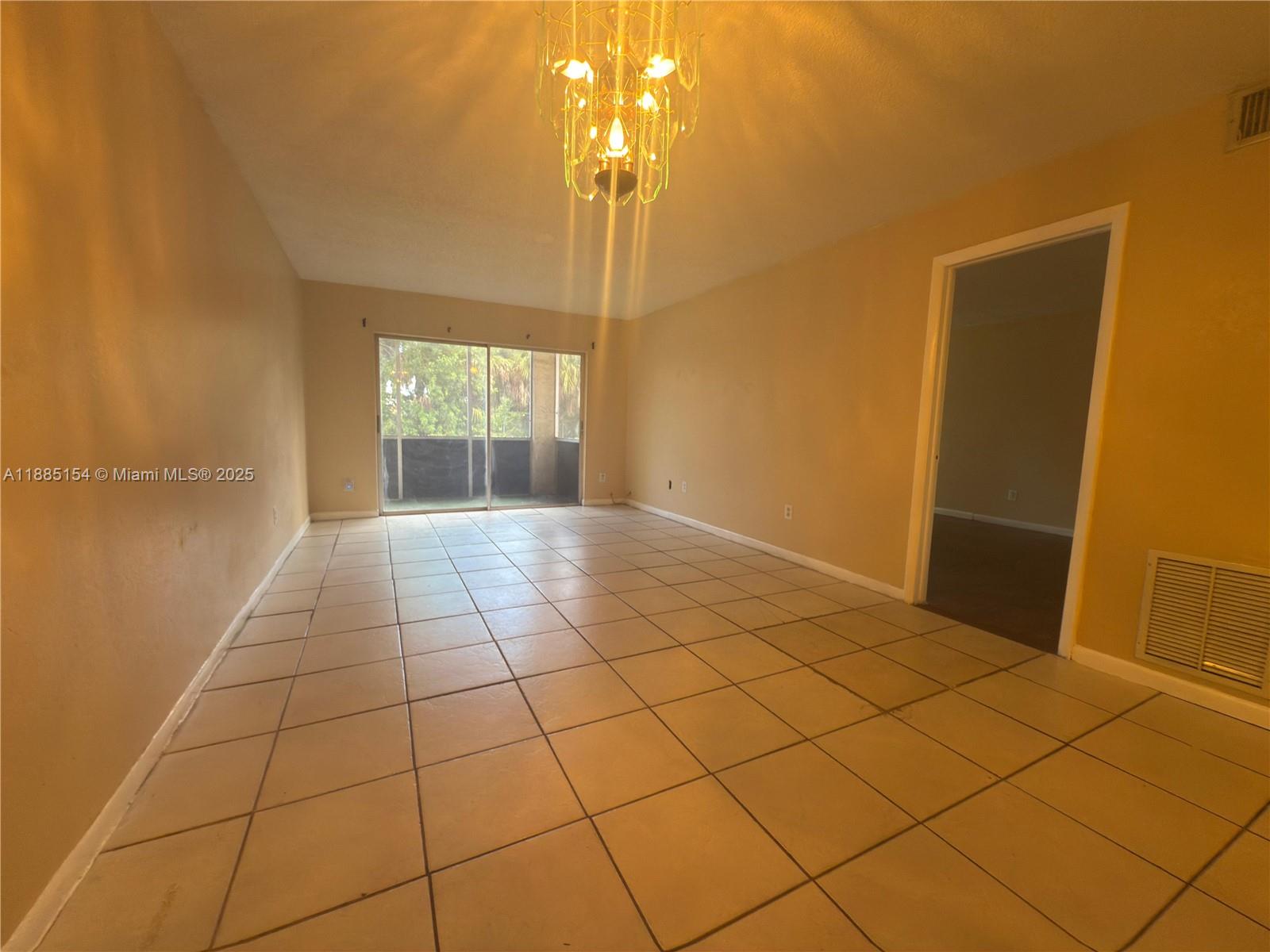 BROOKFIELD SQUARE CONDO - Residential Lease