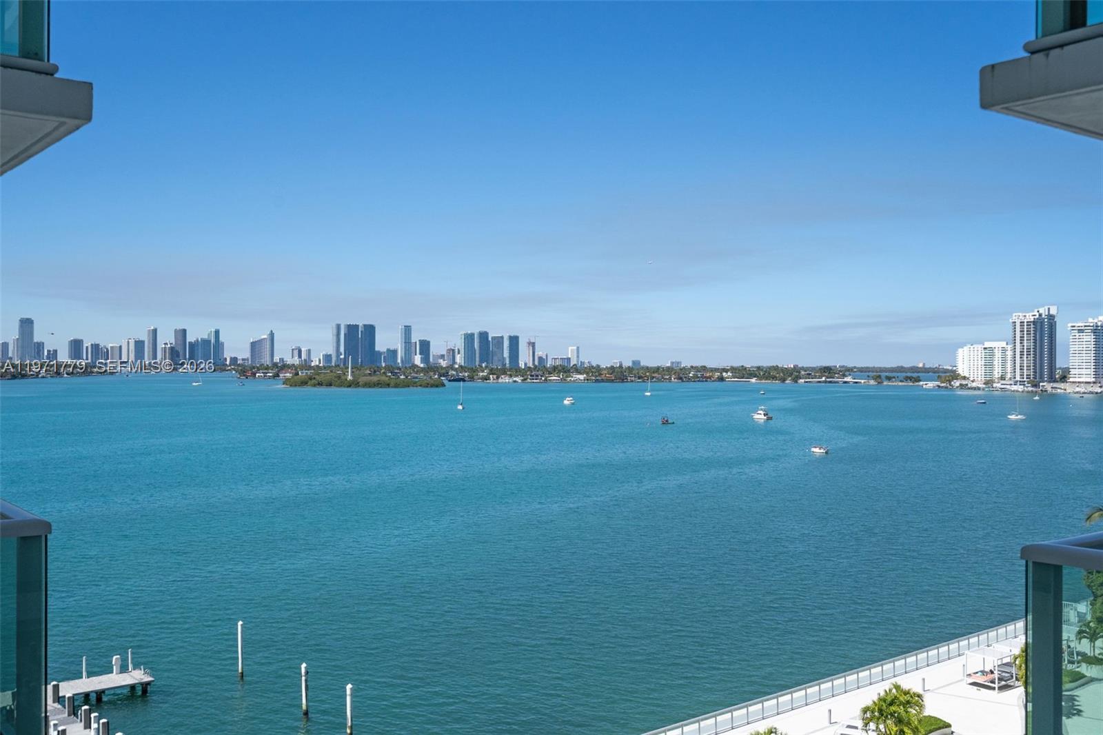 MIRADOR 1000 CONDO - Residential