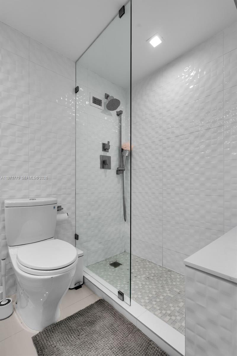 MIRADOR 1000 CONDO - Residential