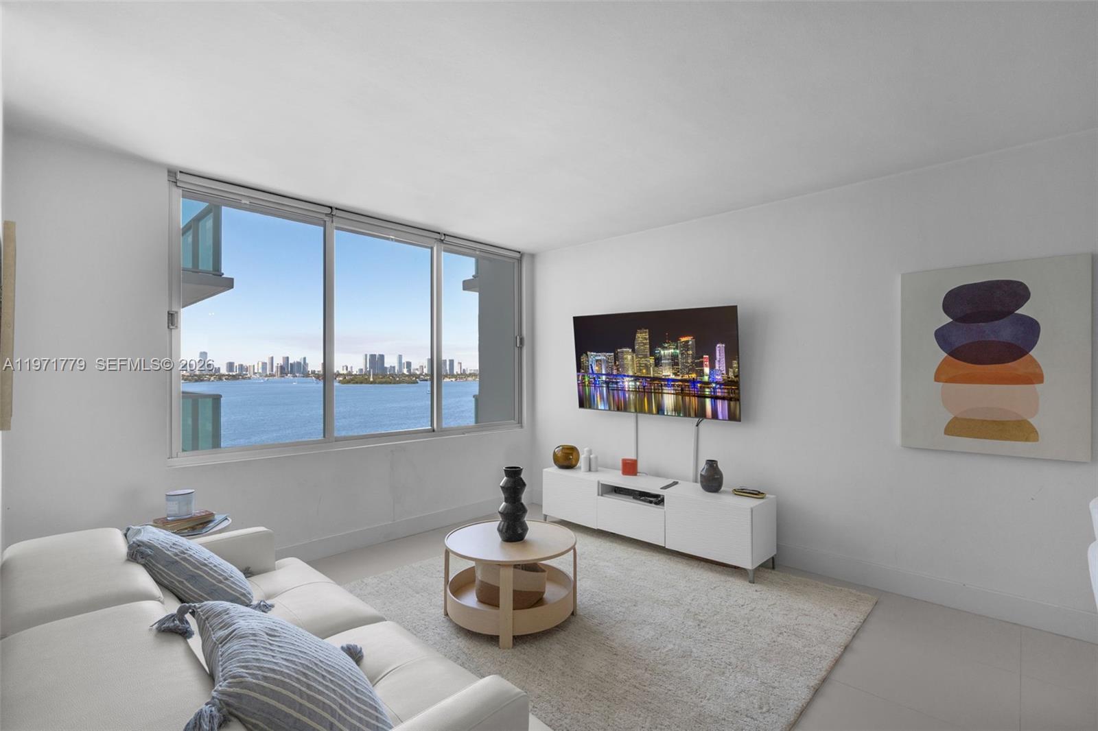 MIRADOR 1000 CONDO - Residential