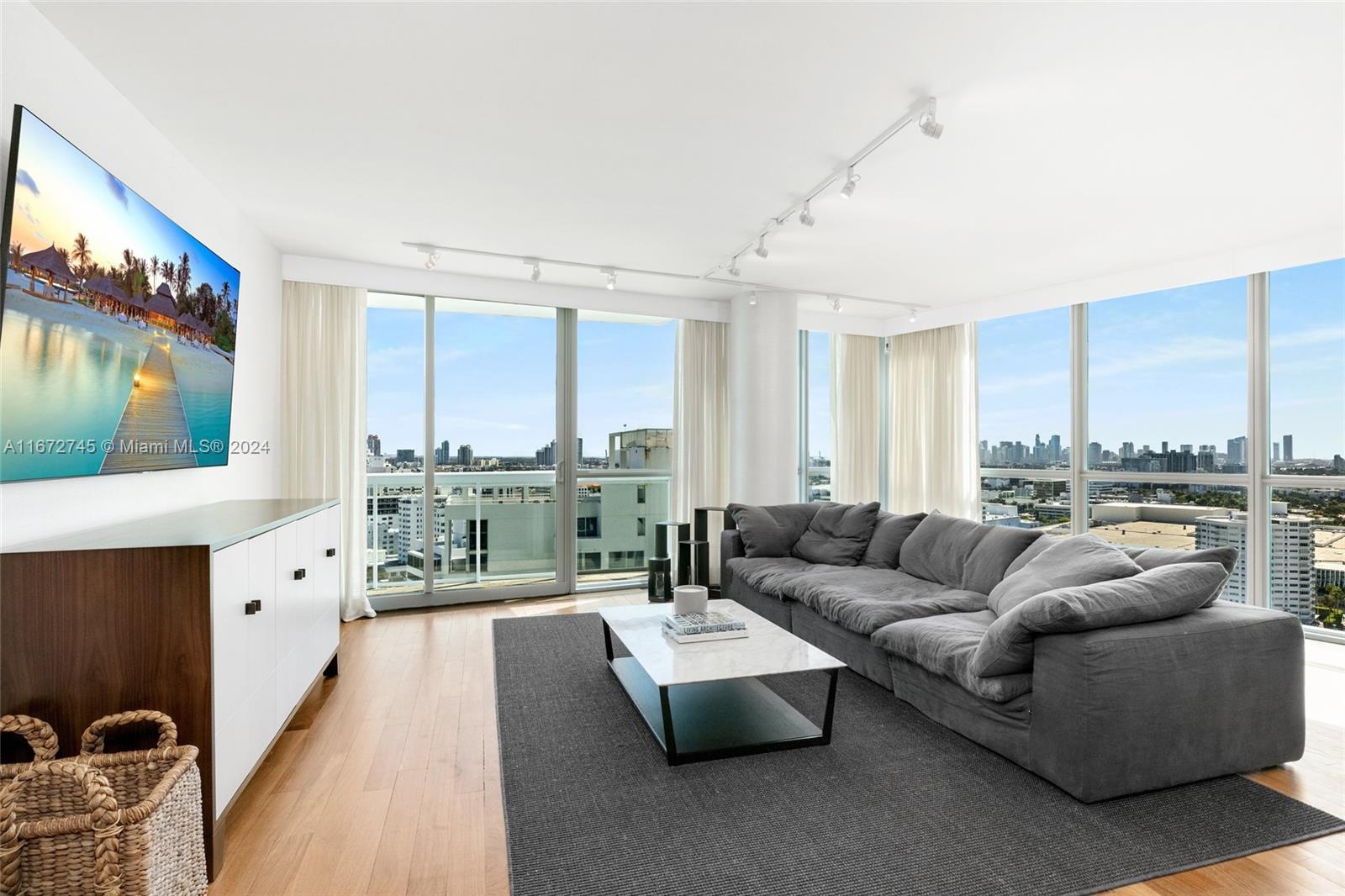 SETAI RESORT & RESIDENCES - Residential Lease