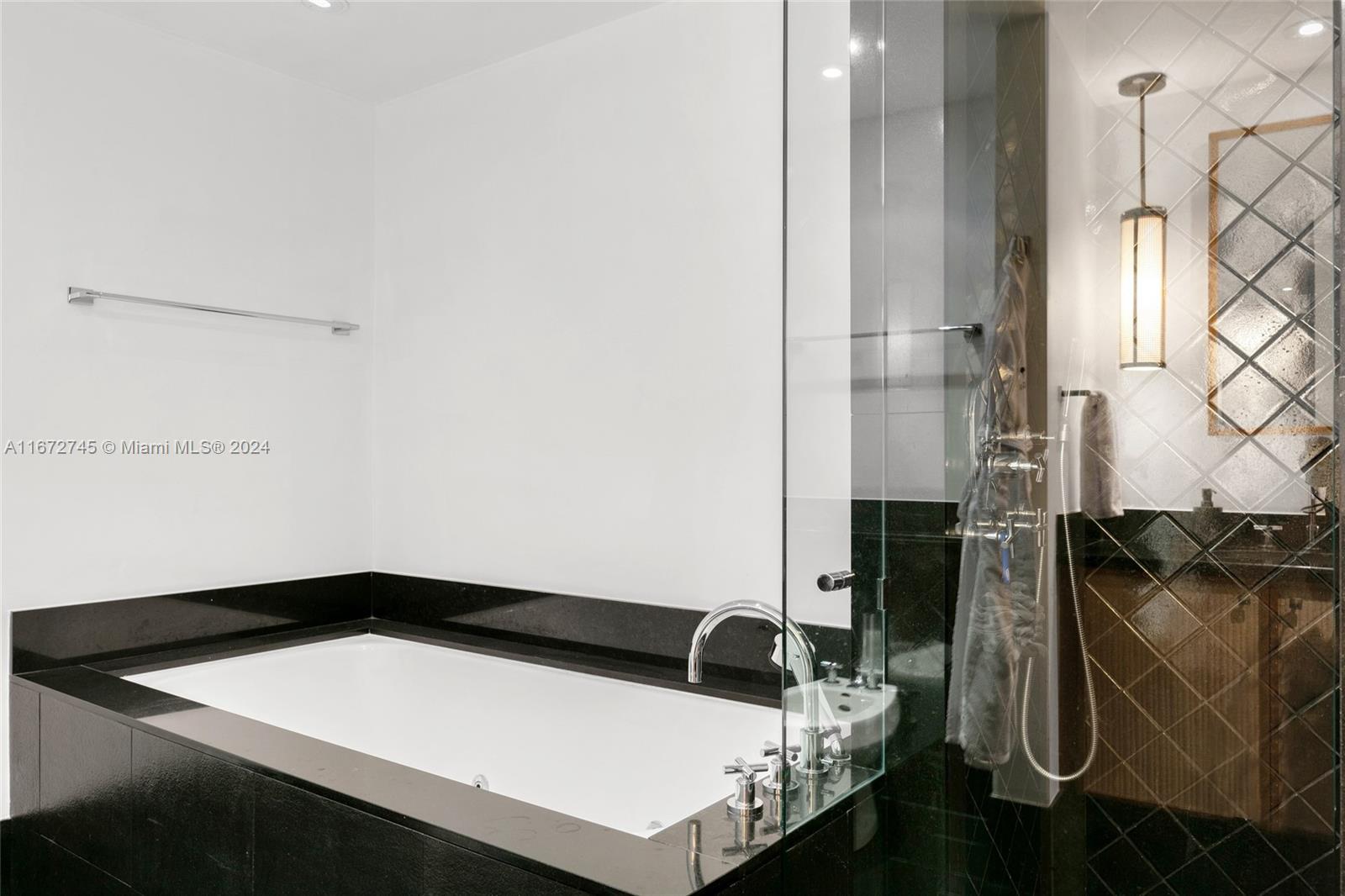 SETAI RESORT & RESIDENCES - Residential Lease